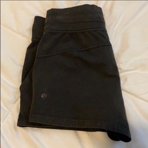 LULULEMON sweatshorts